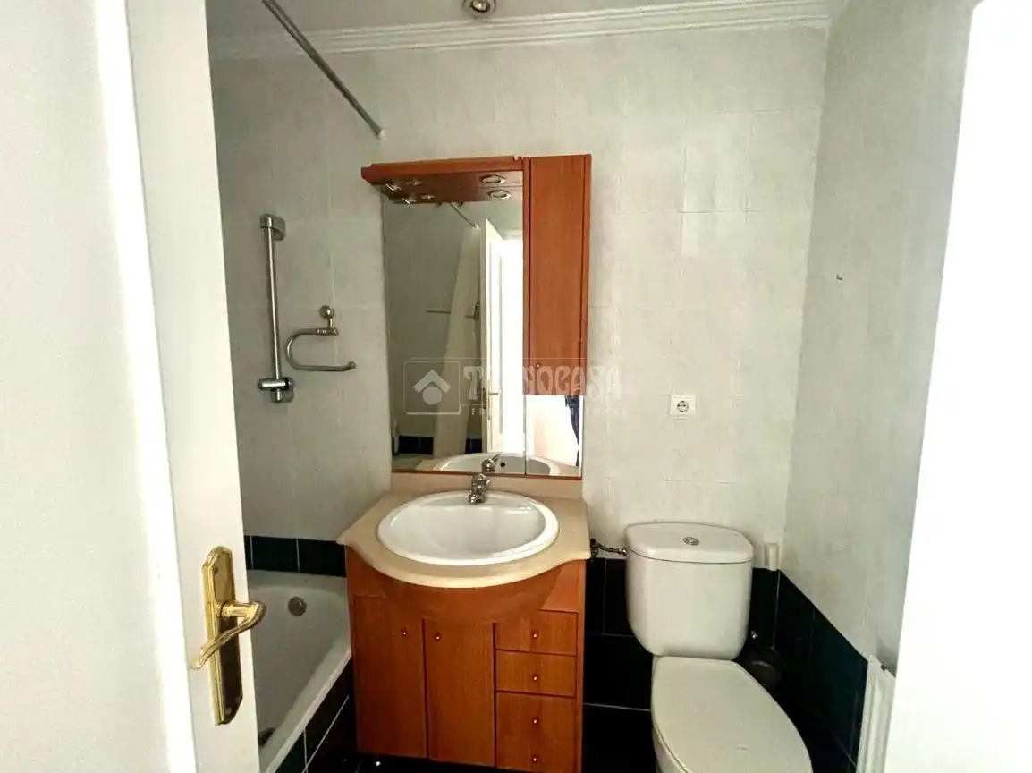Baño de Piso en venta en Camargo con Parquet
