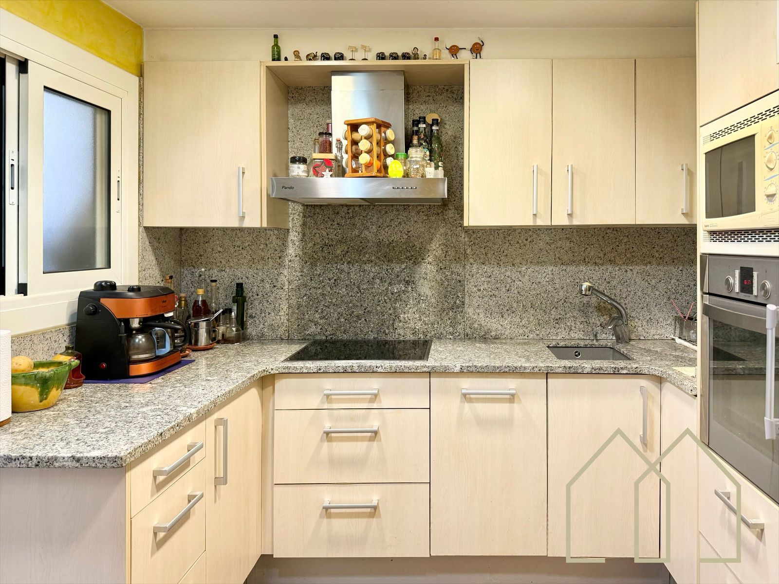 Kitchen of Attic for sale in Girona Capital  with Air Conditioner, Heating and Terrace