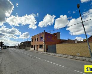 Exterior view of Single-family semi-detached for sale in Sotorribas  with Private garden, Terrace and Storage room