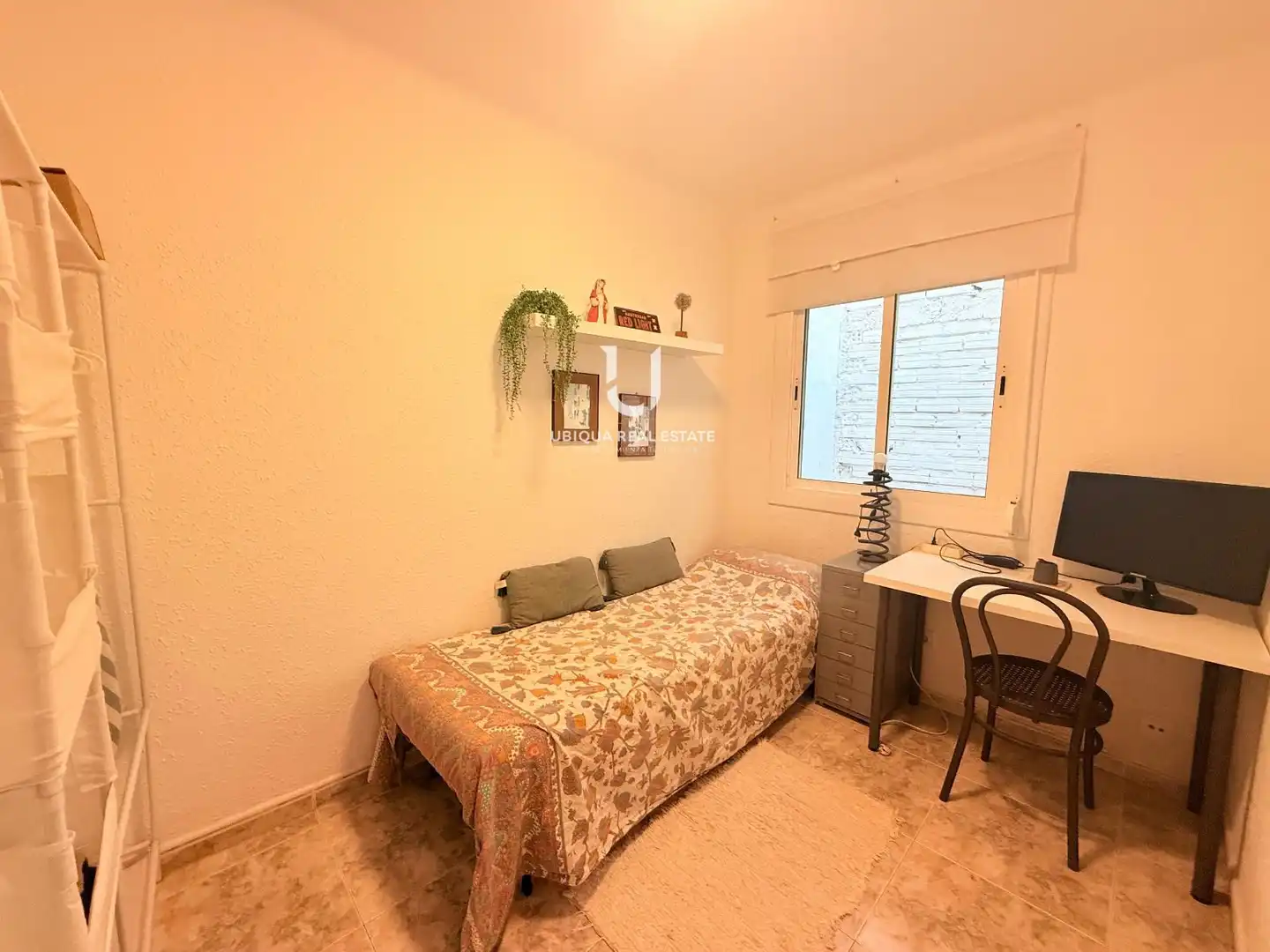 Bedroom of Flat for rent in L'Hospitalet de Llobregat  with Air Conditioner, Heating and Furnished