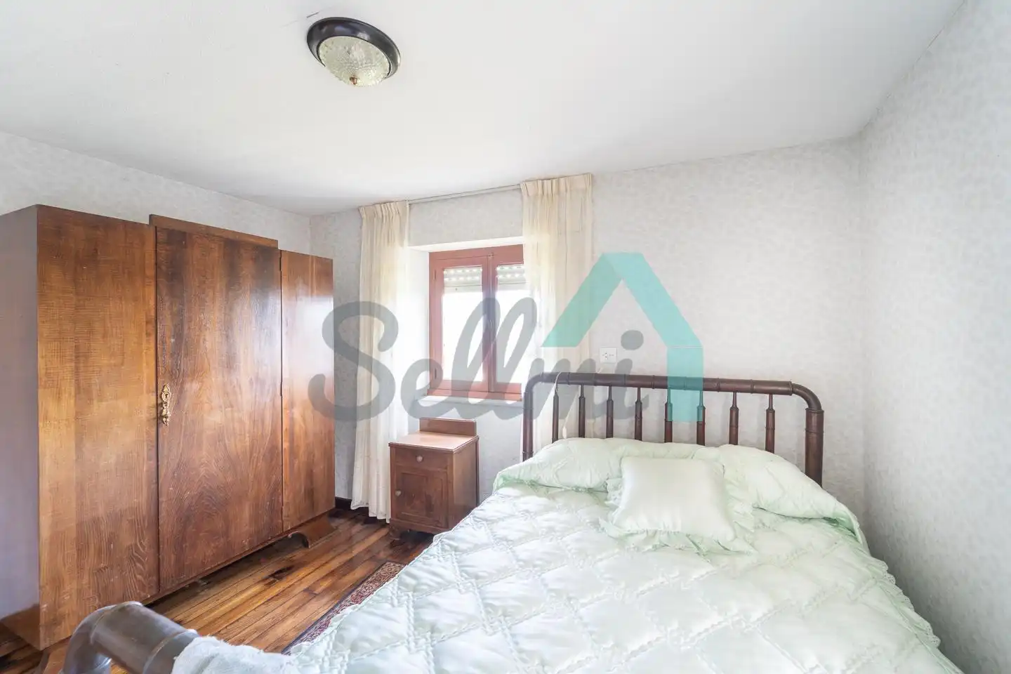 Bedroom of Houses for sale in Valdés - Luarca  with Private garden and Parquet flooring