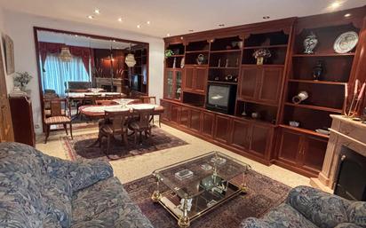 Sala d'estar de Casa adosada en venda en Guissona