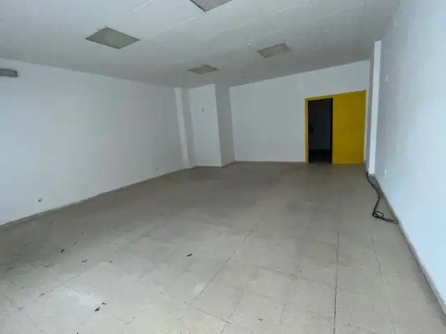 Local comercial en venda a Avinguda de la Pau 18, imagen 8