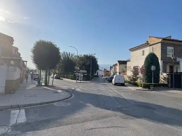 Gewerbefläche zum Verkauf in Ambroz, imagen 3