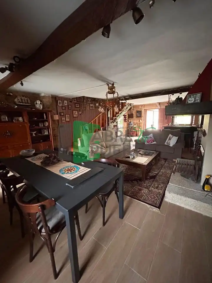 Casa o chalet en venta en Amoeiro con Calefacción, Jardín privado y Terraza