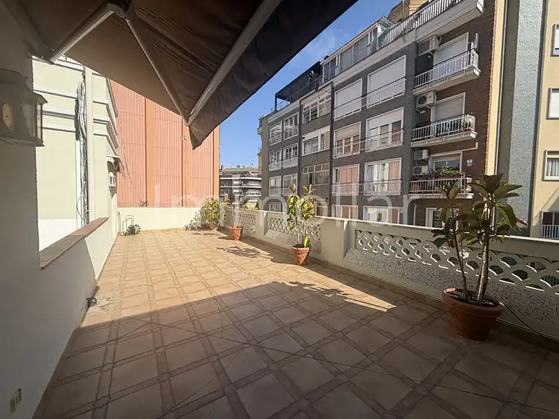 Terrace of Attic for rent in Barcelona  with Air Conditioner, Heating and Parquet flooring