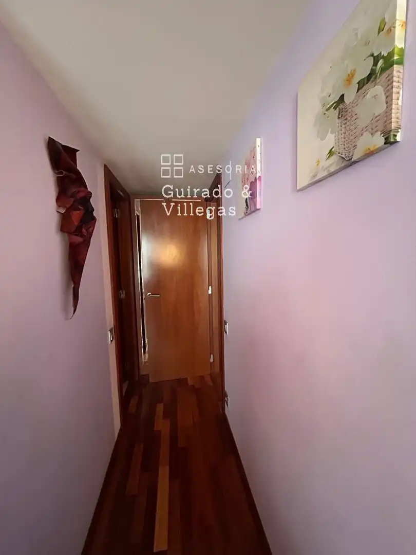 Wohnung zum Verkauf in Barcelona mit Klimaanlage und Terrasse