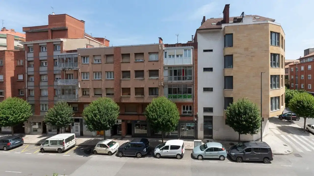 Vista exterior de Pis en venda en Gijón 
