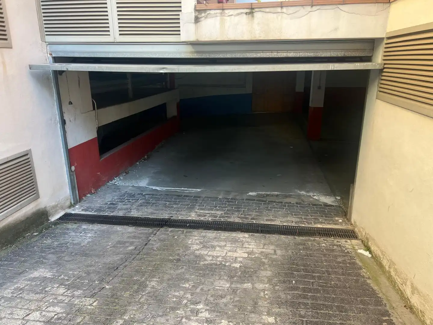 Einzelparkplatz mit Aufzug zum Verkauf in Torelló, imagen 4