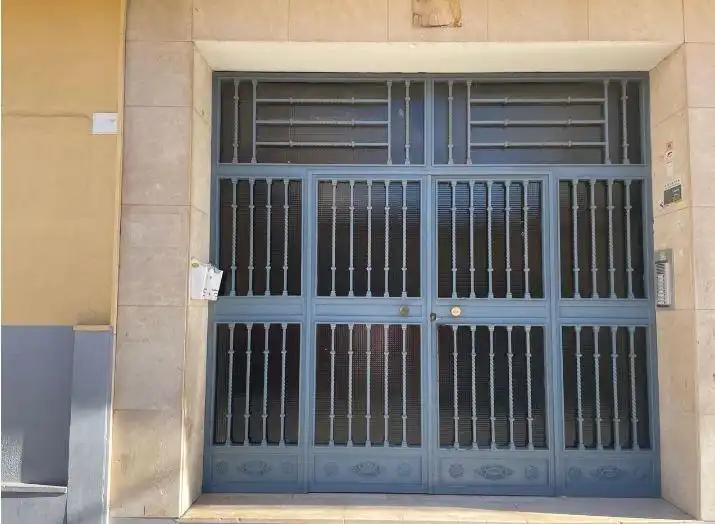Flat for sale in Calle Manuel Fernandez Arrio