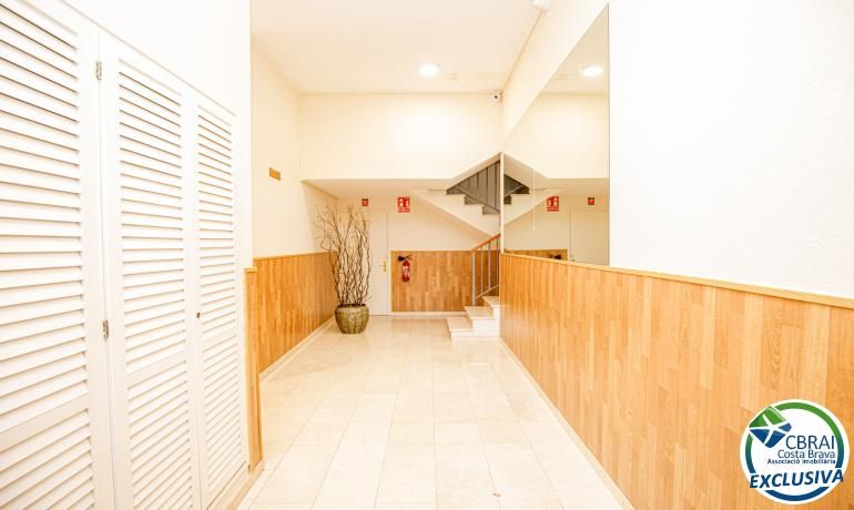 Apartment for sale in Figueres  with Heating and Furnished