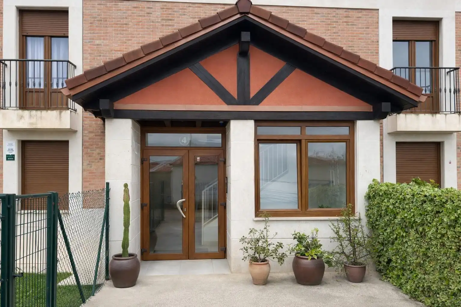 Außenansicht von Wohnung zum Verkauf in Udías mit Heizung, Privatgarten und Gemeinschaftspool