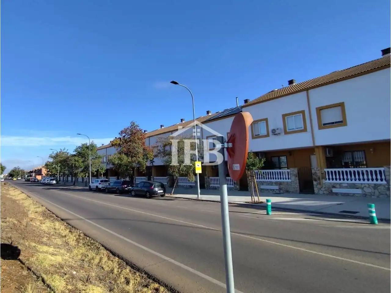 Vista exterior de Casa adosada en venda en Badajoz amb Aire condicionat, Calefacció i Terrassa