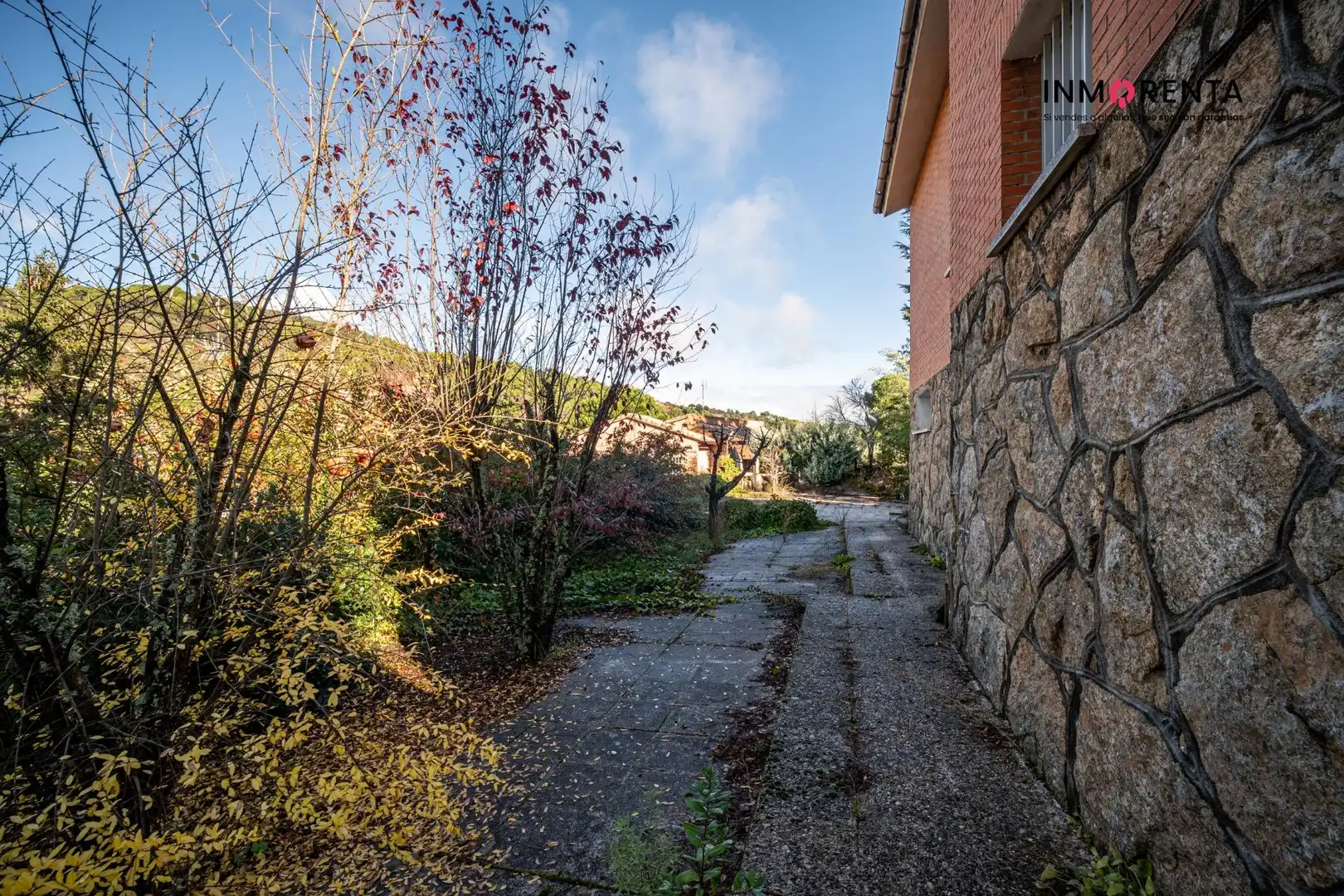 Exterior view of Houses for sale in Cadalso de los Vidrios  with Heating and Private garden
