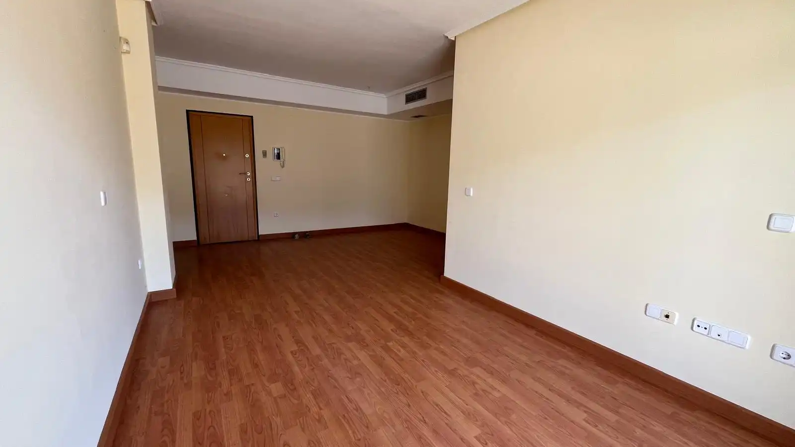 Sala de estar de Planta baja en venta en San Jorge / Sant Jordi con Aire acondicionado, Jardín privado y Parquet