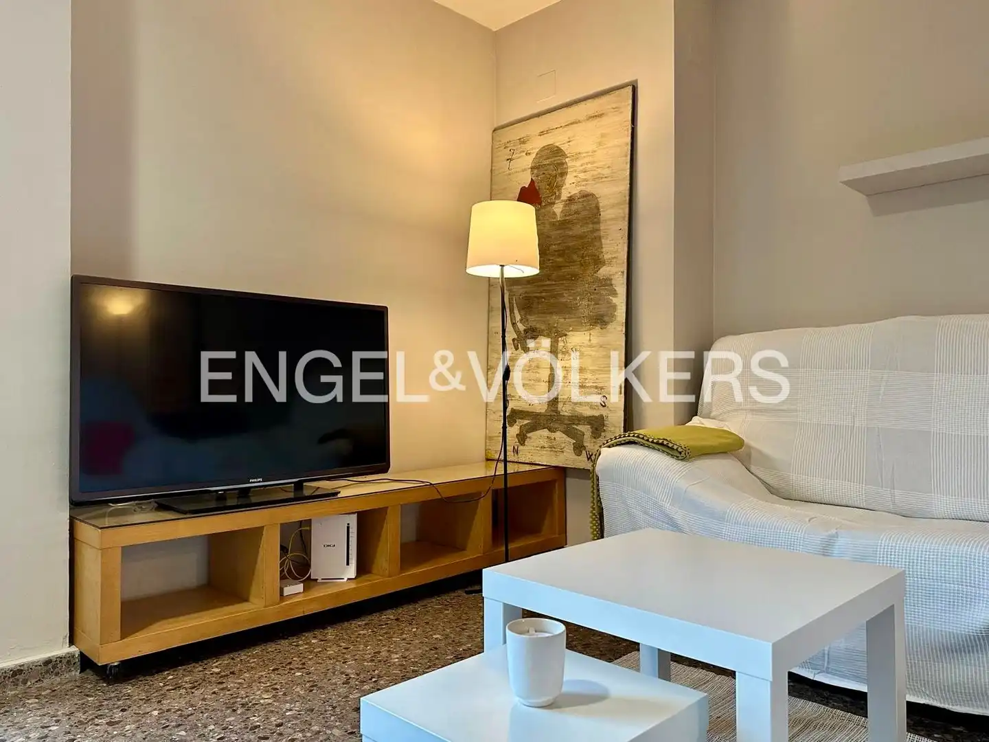 Sala d'estar de Pis de lloguer en Valencia amb Calefacció i Balcó