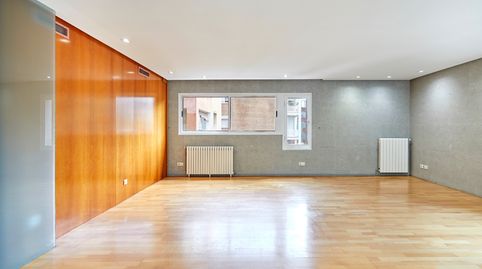 Foto 4 von Wohnung zum Verkauf in Carrer de Pau Alcover, Les Tres Torres, Barcelona Capital