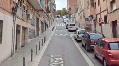 Badalona (Barcelona). "OKUPADO" (no se puede visitar ni hipotecar).