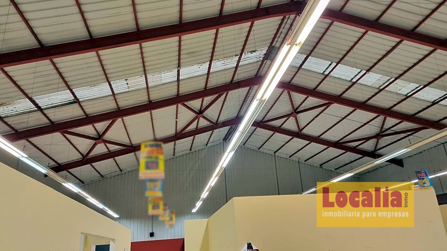 Industrial buildings to rent in El Astillero  