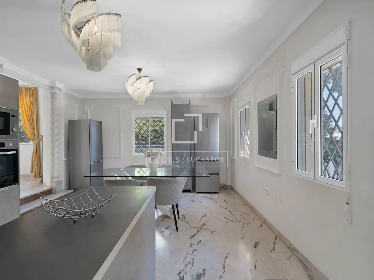 Cocina de Casa o chalet en venta en Marbella con Aire acondicionado, Calefacción y Jardín privado