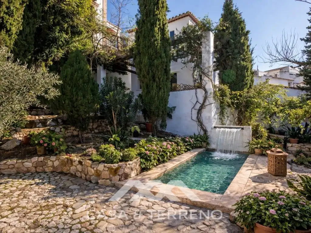 Jardín de Local en venta en Comares con Aire acondicionado