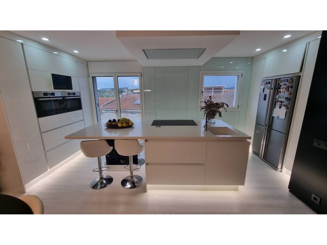 Kitchen of Single-family semi-detached for sale in La Roca del Vallès  with Air Conditioner, Heating and Terrace