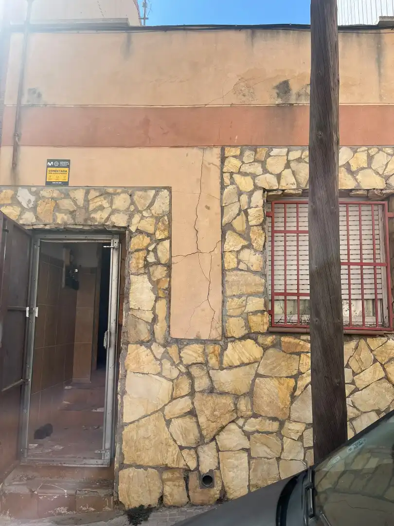 Vista exterior de Piso en venta en Terrassa