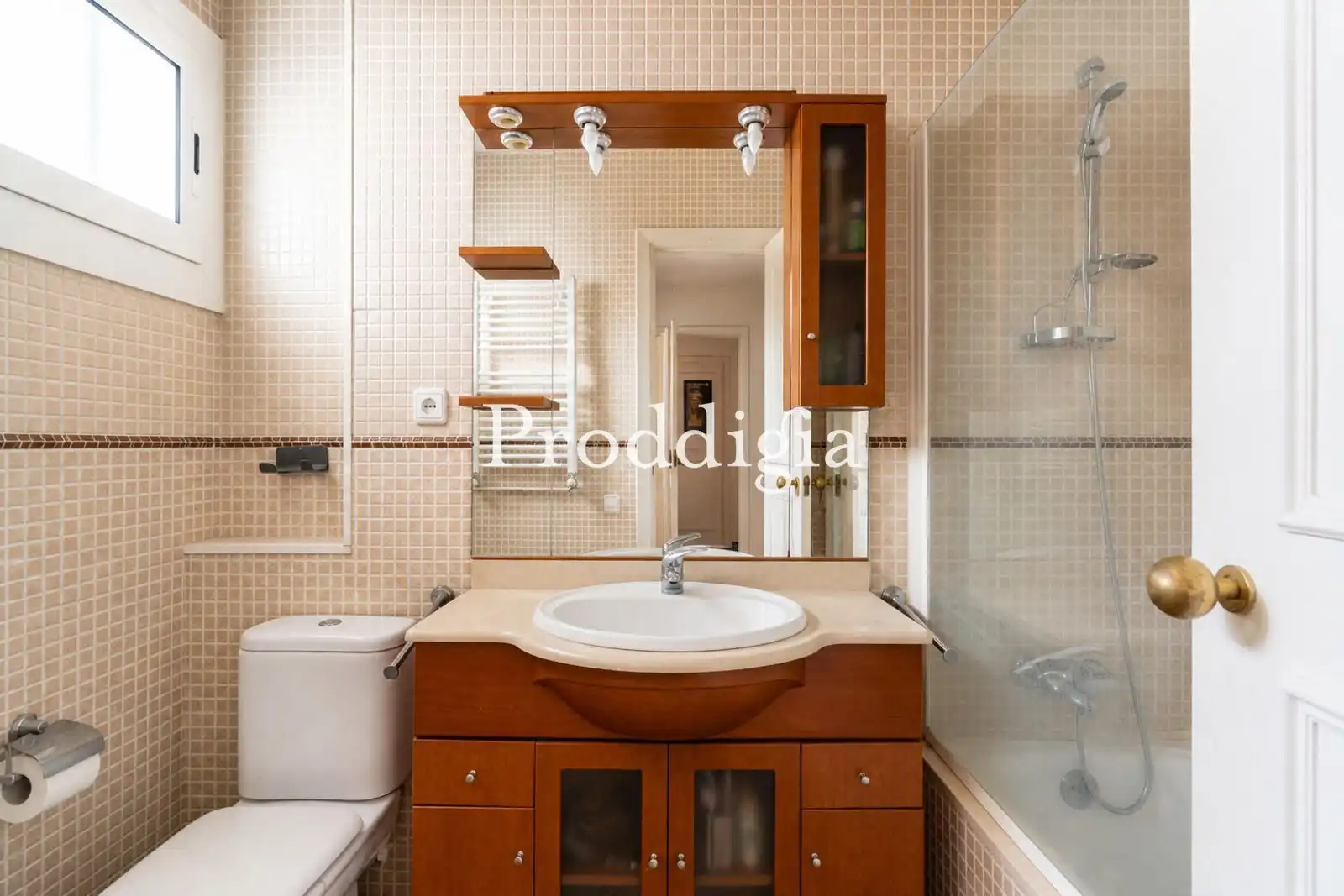 Bathroom of Houses for sale in Sant Cugat del Vallès  with Heating and Swimming Pool