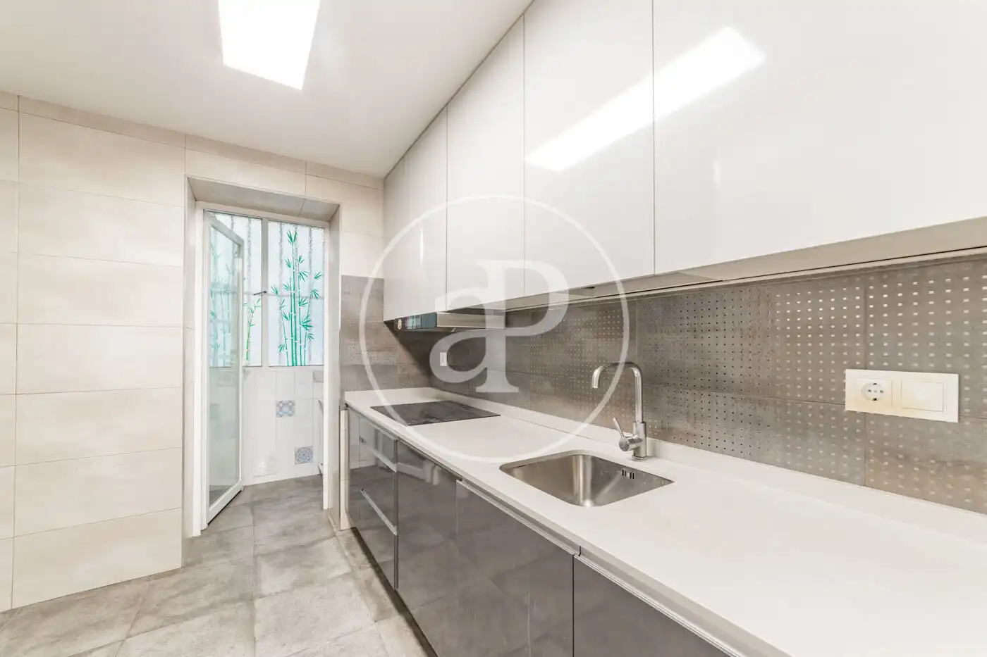 Flat for rent in P.º de Sta. María de la Cabeza, Palos de Moguer