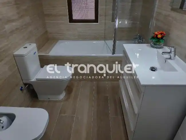 Flat for rent in Madrid, Madrid