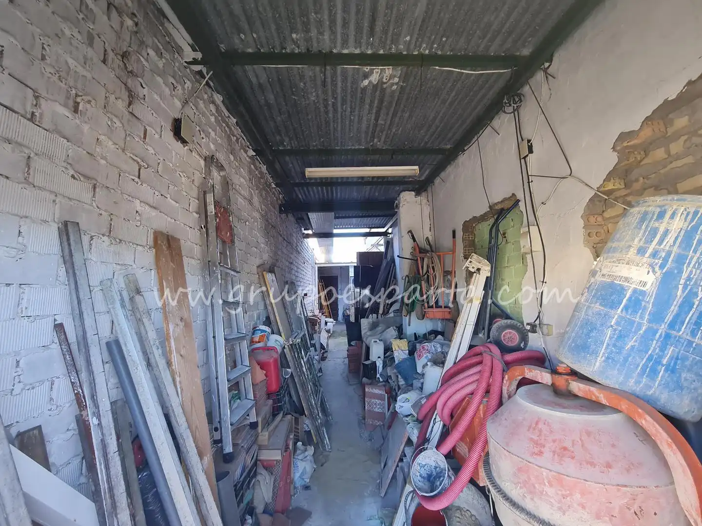 Nave industrial en venta en Santiponce