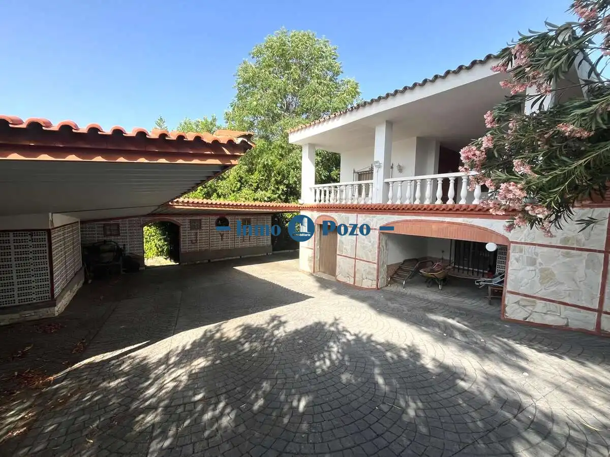 Xalet en venda a Almendralejo