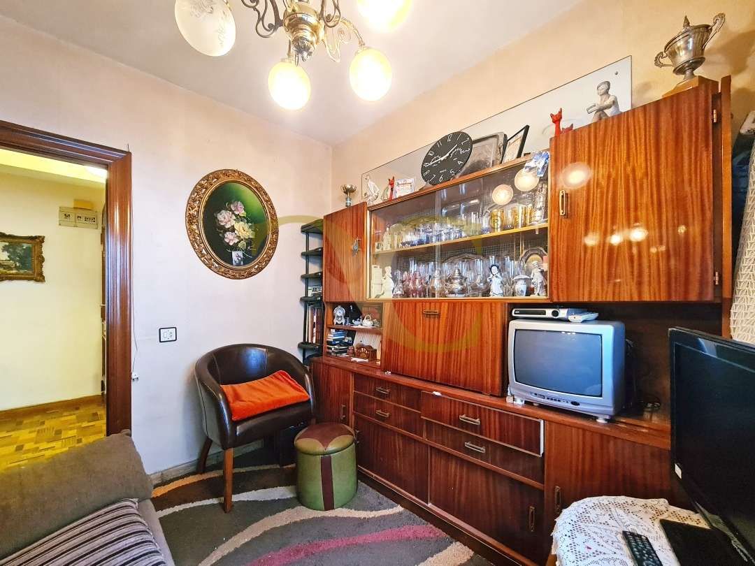 Piso en venta en Calle Avilés, Laviada, Centro