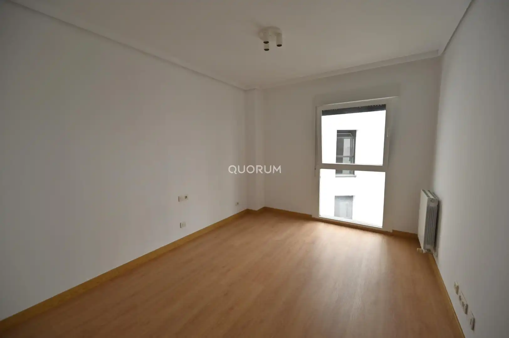 Schlafzimmer von Wohnung zum Verkauf in Erandio mit Heizung und Abstellraum