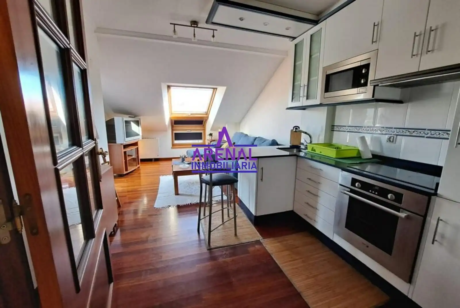 Cocina de Estudio en venta en A Pobra do Caramiñal con Calefacción, Terraza y Trastero