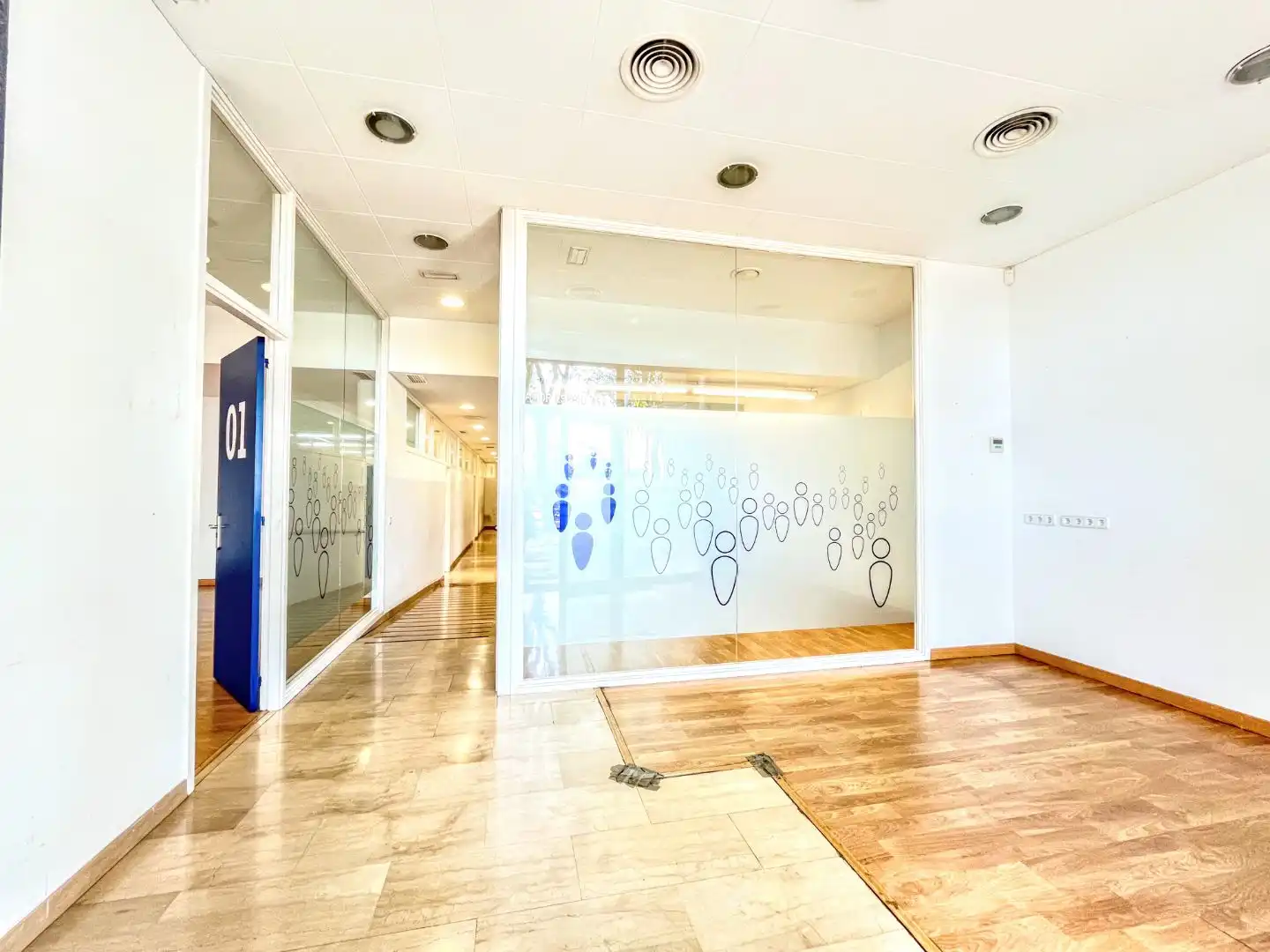 Gewerbefläche zum Verkauf in Salvador Espriu 85, imagen 4