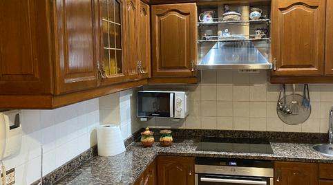 Foto 4 de Piso en venta en Ugasko Bidea, San Pedro de Deusto - La Ribera, Bizkaia