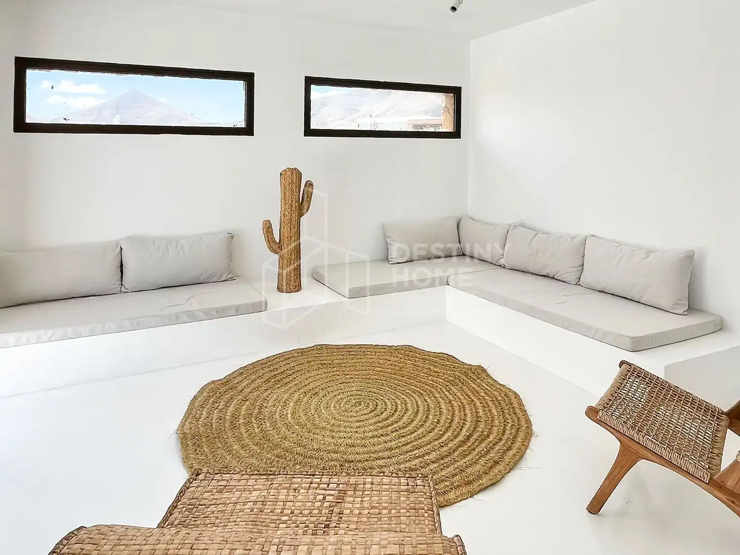 Sala de estar de Casa o chalet en venta en La Oliva con Jardín privado, Terraza y Piscina