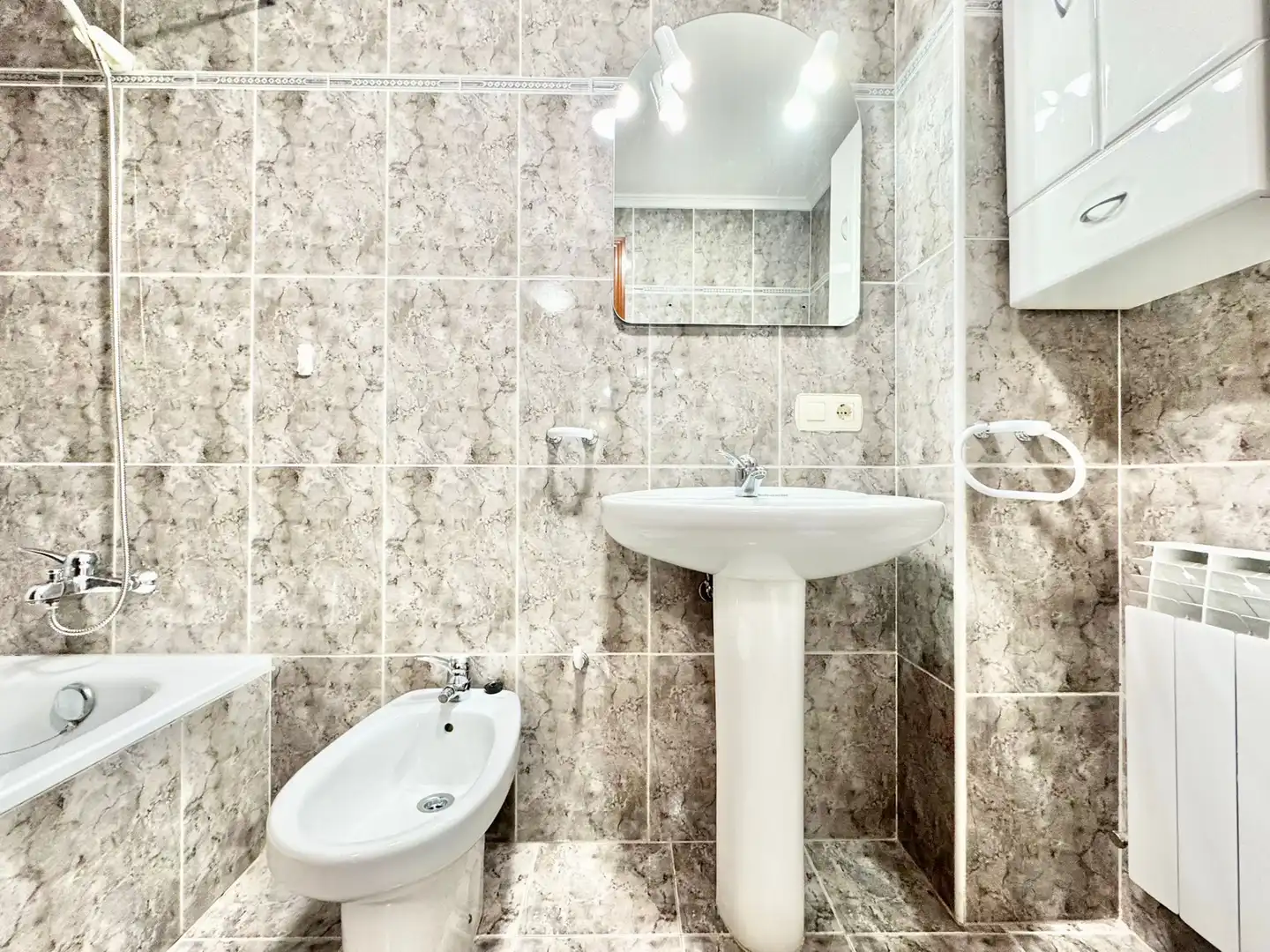 Flat for sale in Donostia San Sebastian Kalea, Lakua-Bizkarra