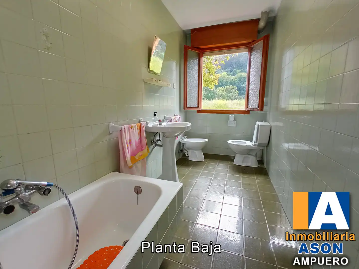Baño de Casa o chalet en venta en Ampuero con Jardín privado, Parquet y Terraza