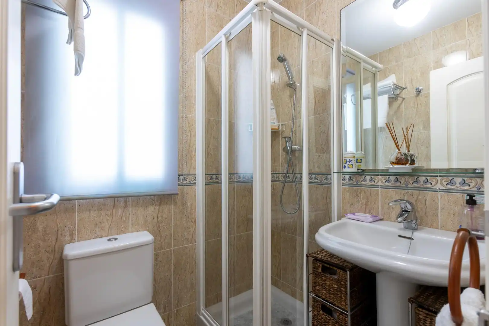 Baño de Ático en venta en Motril con Jardín privado, Terraza y Piscina comunitaria