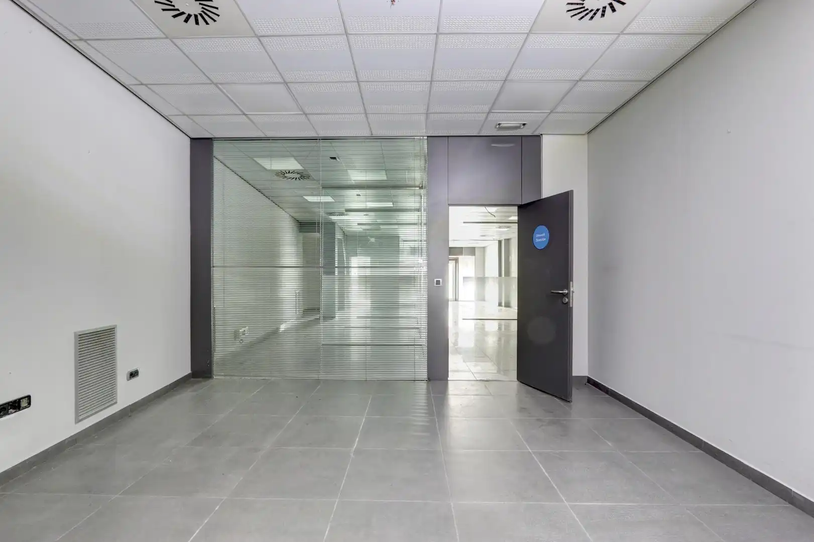 Business premises for sale in Núcleo Urbano, imagen 12