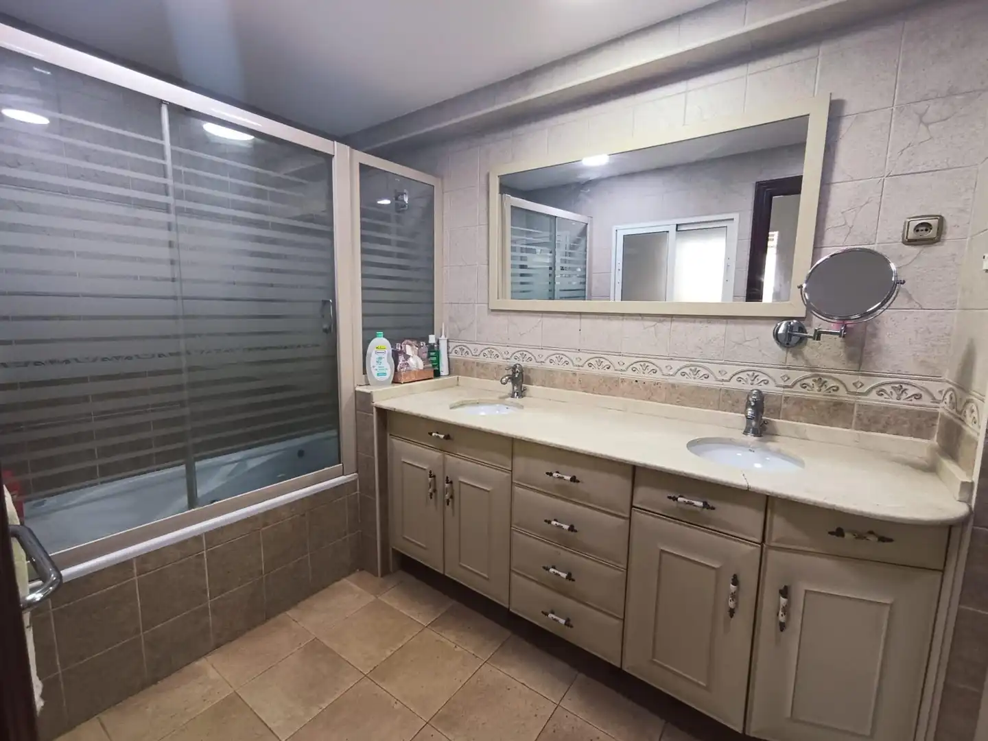 Bathroom of Houses for sale in Málaga  with Air Conditioner, Heating and Terrace