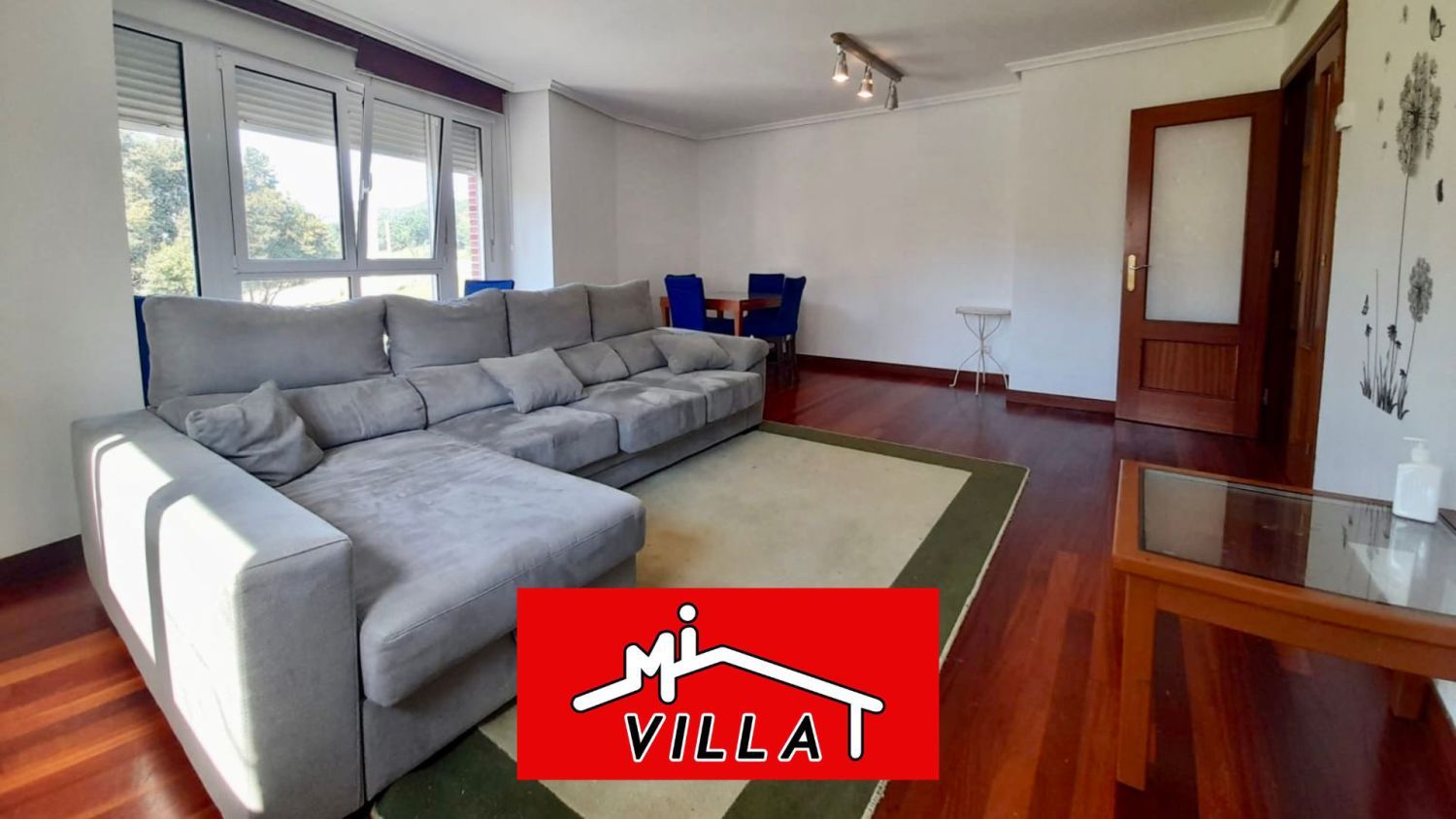 Wohnzimmer von Wohnung zum verkauf in Voto mit Heizung, Abstellraum und Balkon