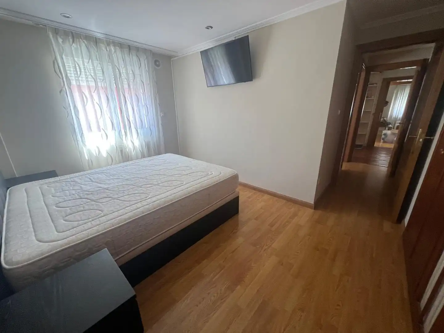 Dormitori de Pis en venda en Gijón  amb Parquet i Alarma