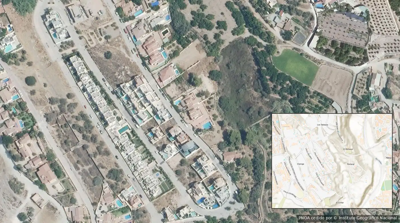 Piso en venta en Avda Pescia - Ctra de Frigiliana