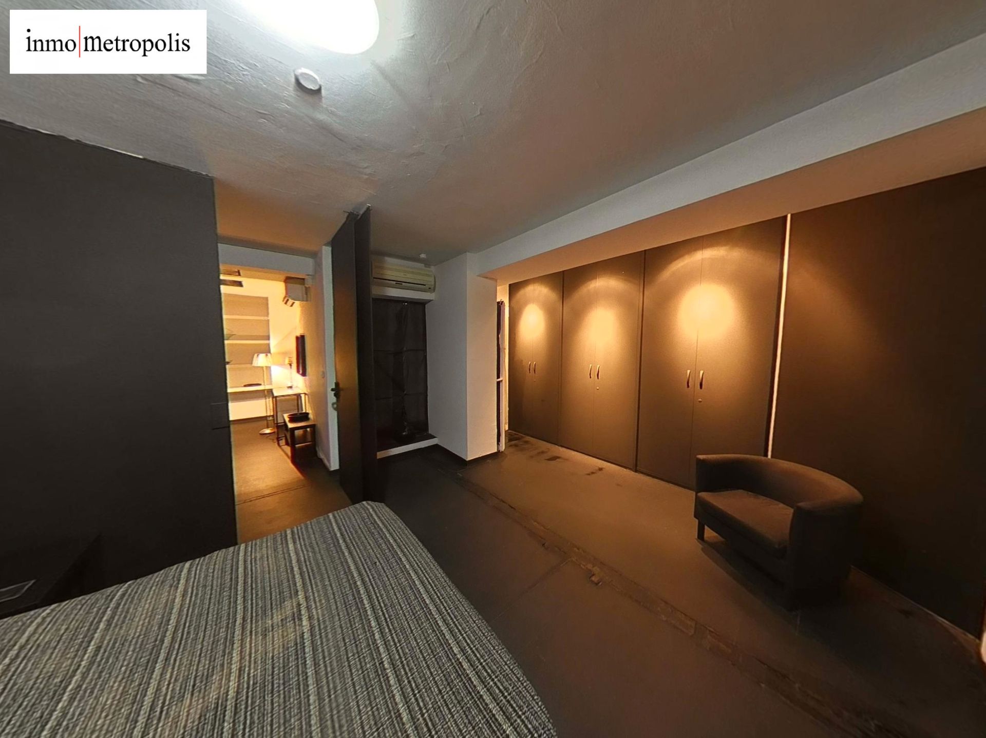 Bedroom of Premises for sale in  Barcelona Capital  with Air Conditioner