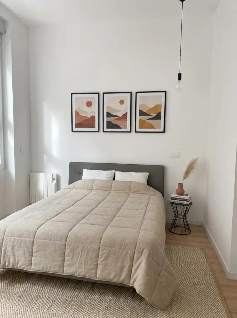 Bedroom of Flat for sale in Madrid  with Air Conditioner, Heating and Private garden