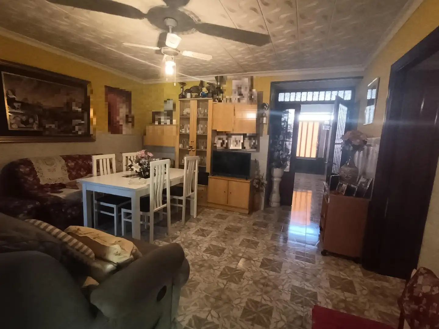 Sala d'estar de Casa o xalet en venda en Puertollano amb Aire condicionat, Calefacció i Moblat