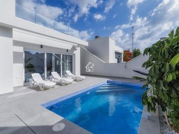 Casa amb piscina de lloguer a Los Montesinos